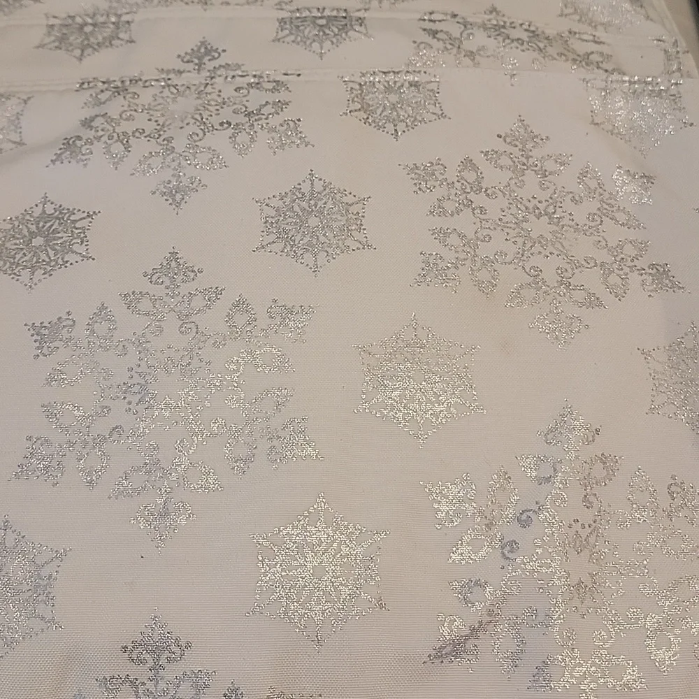 Snowflake placemats